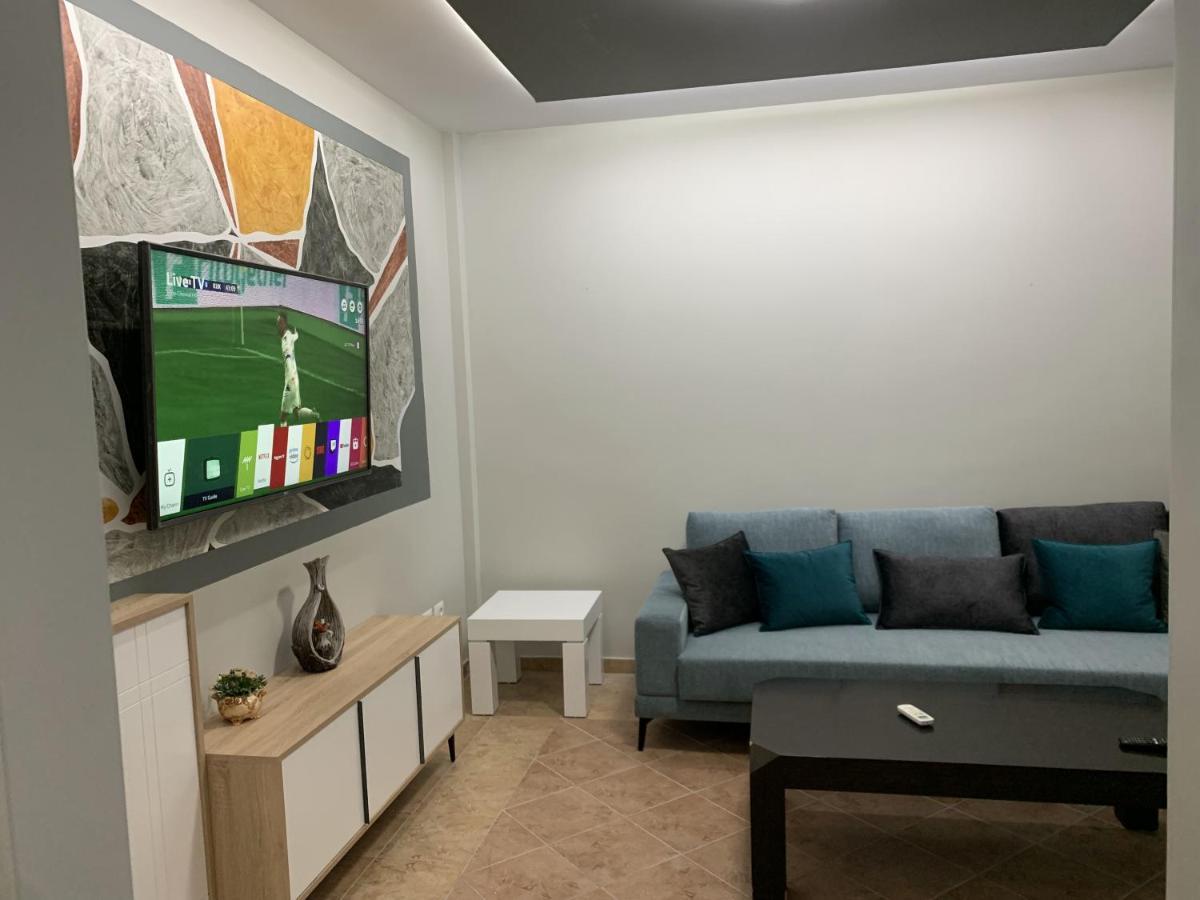 Luander Hotel Tirana Habitación foto