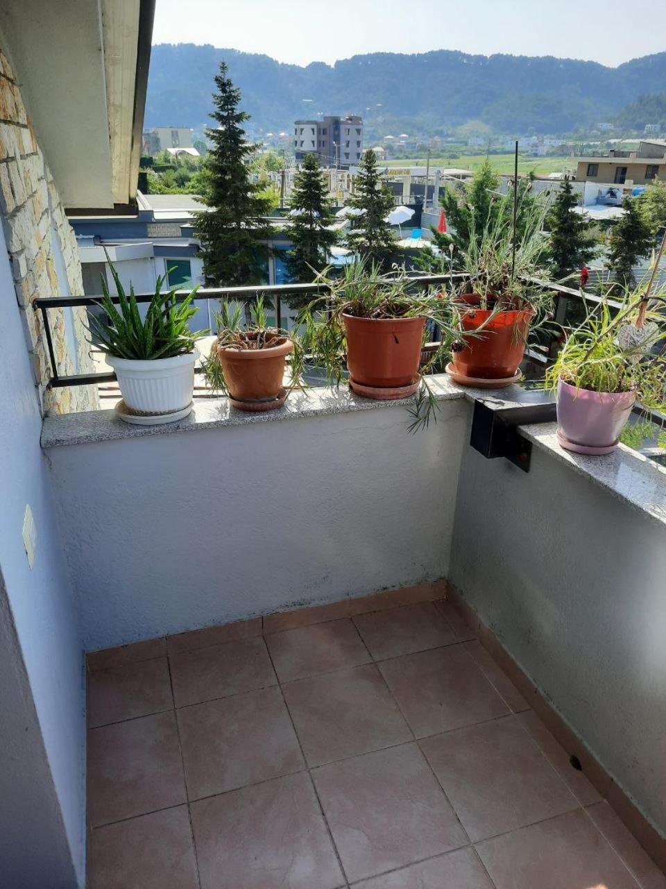 Luander Hotel Tirana Habitación foto